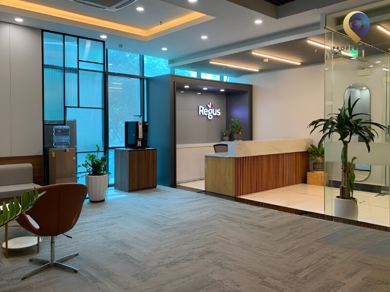 Regus The Sun